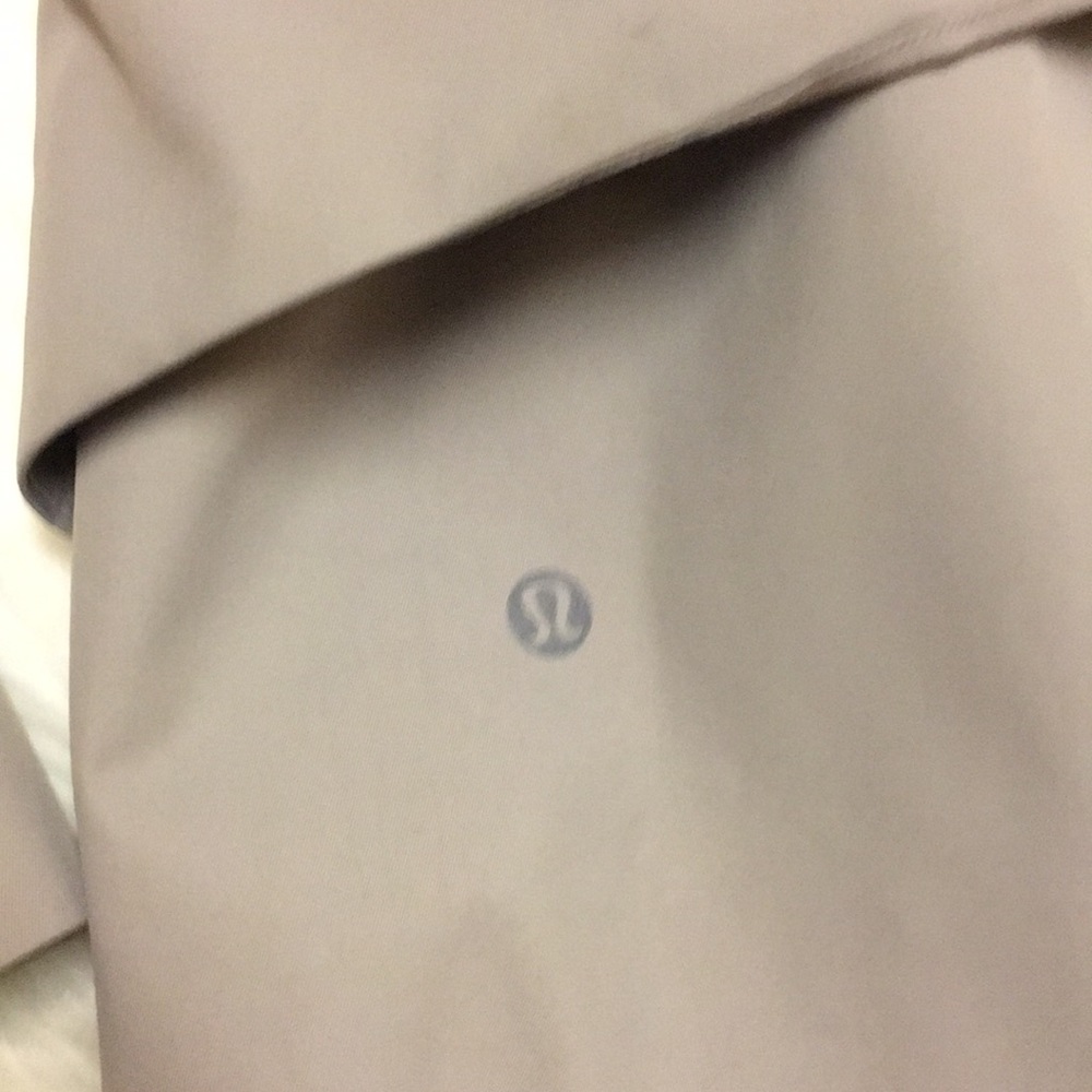 Lululemon athletica jacket - Picture 2 of 7